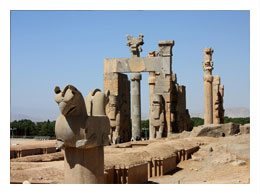 راهروهای هتل پرسپولیس شیراز